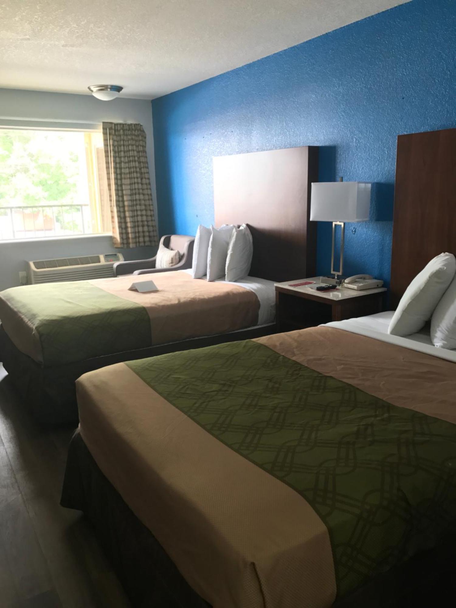 Econo Lodge Inn&Suites I-64&US 13 Virginia Beach Extérieur photo