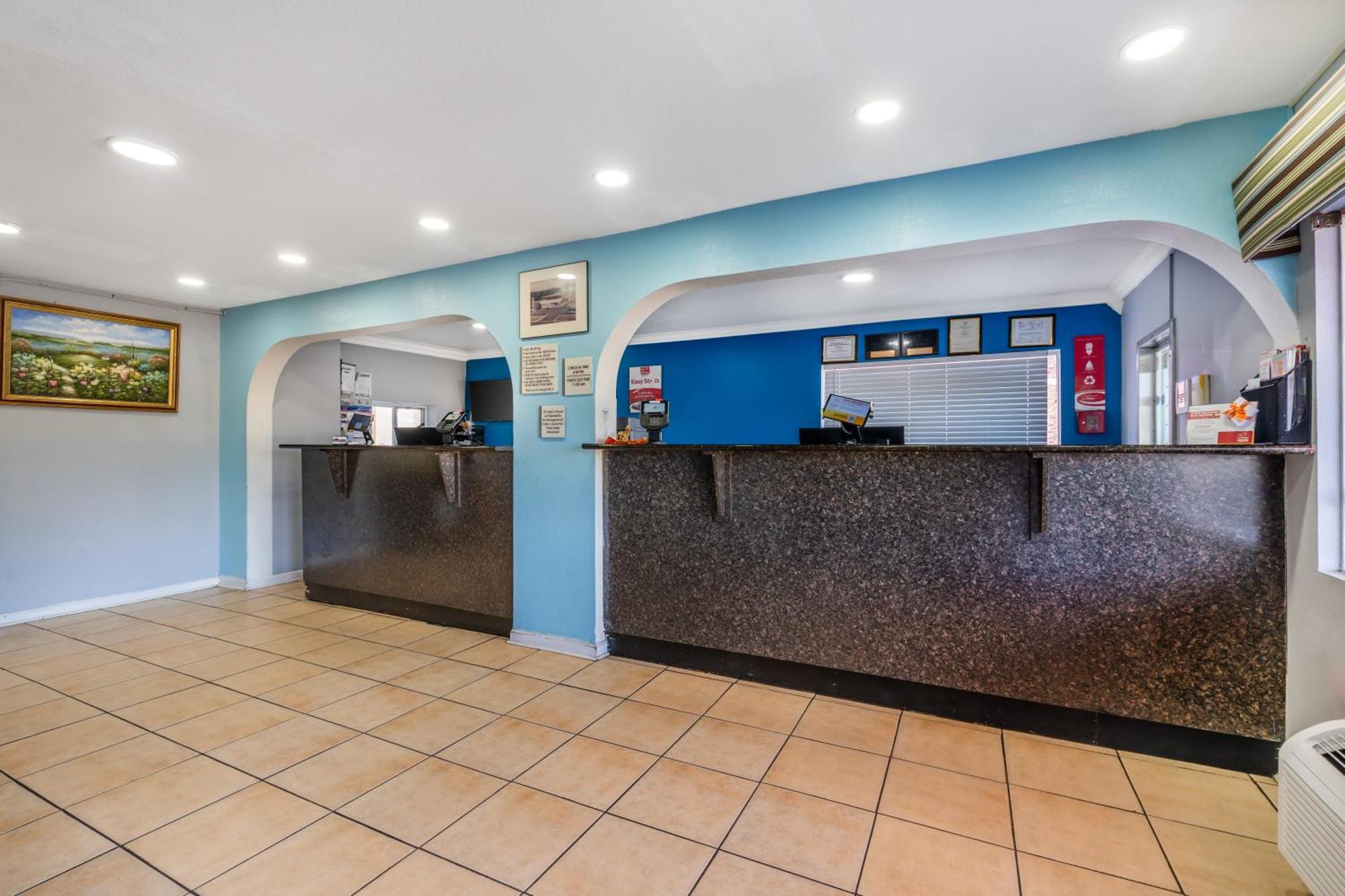Econo Lodge Inn&Suites I-64&US 13 Virginia Beach Extérieur photo